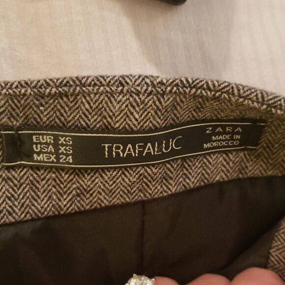 Skirt by Zara grey size xs - Picture 3 of 3